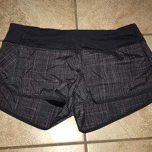Lululemon run speed short size 6